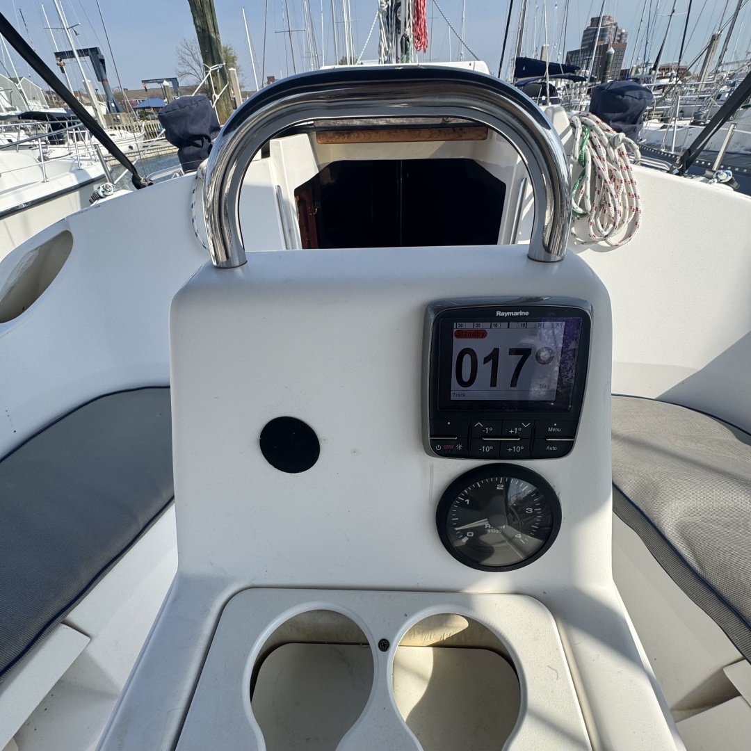 2002 Hunter 326  ldquo The Master Plan rdquo  32ft Hunter Yacht For Sale