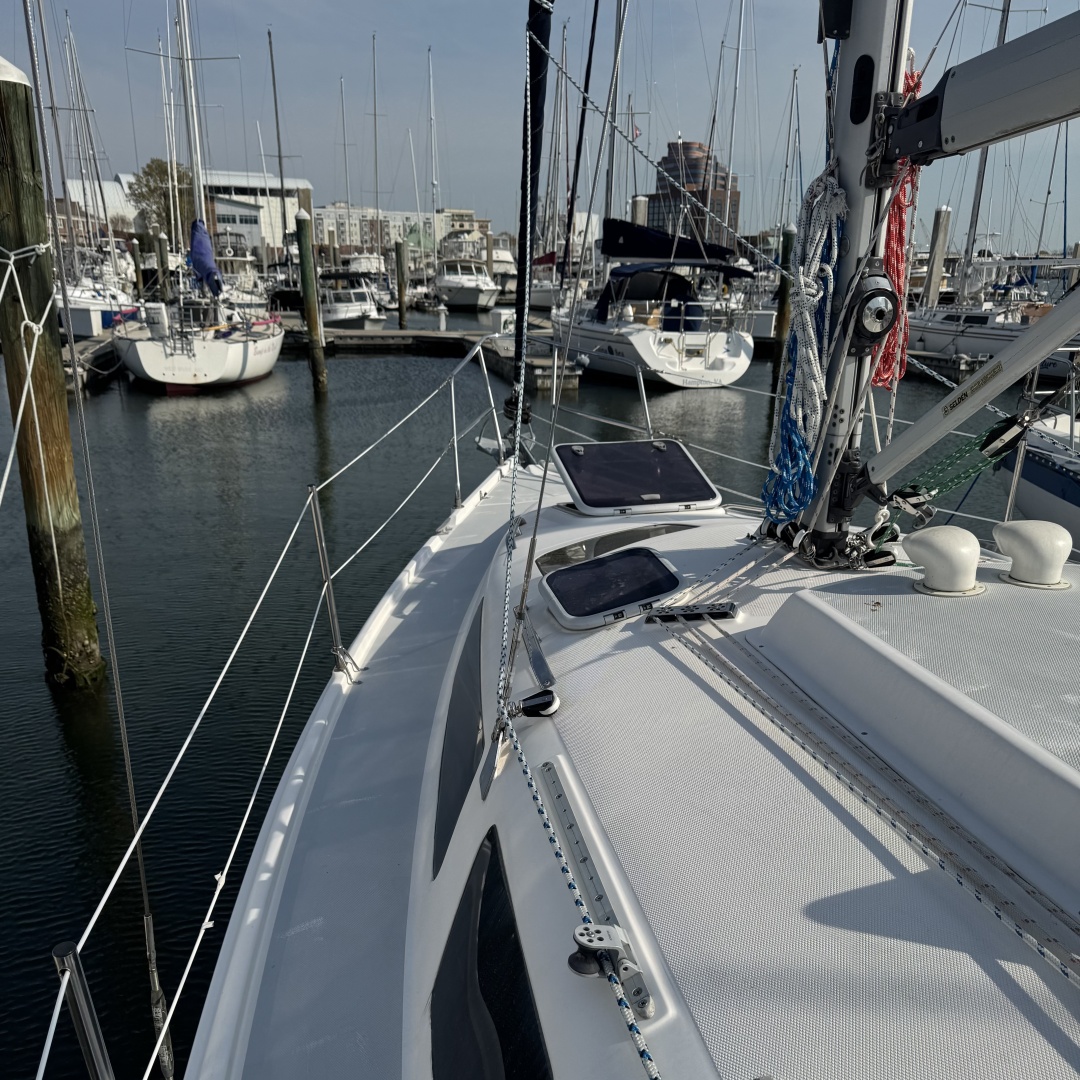 2002 Hunter 326  ldquo The Master Plan rdquo  32ft Hunter Yacht For Sale