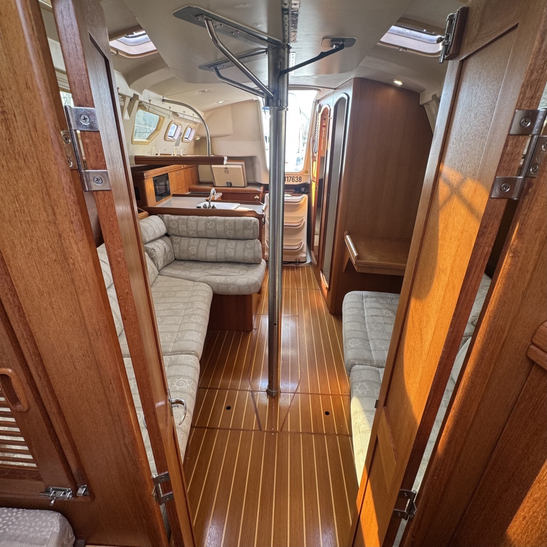 2002 Hunter 326  ldquo The Master Plan rdquo  32ft Hunter Yacht For Sale