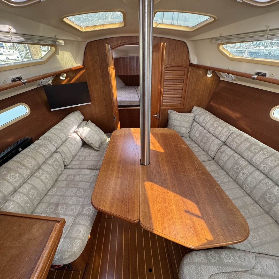 2002 Hunter 326  ldquo The Master Plan rdquo  32ft Hunter Yacht For Sale