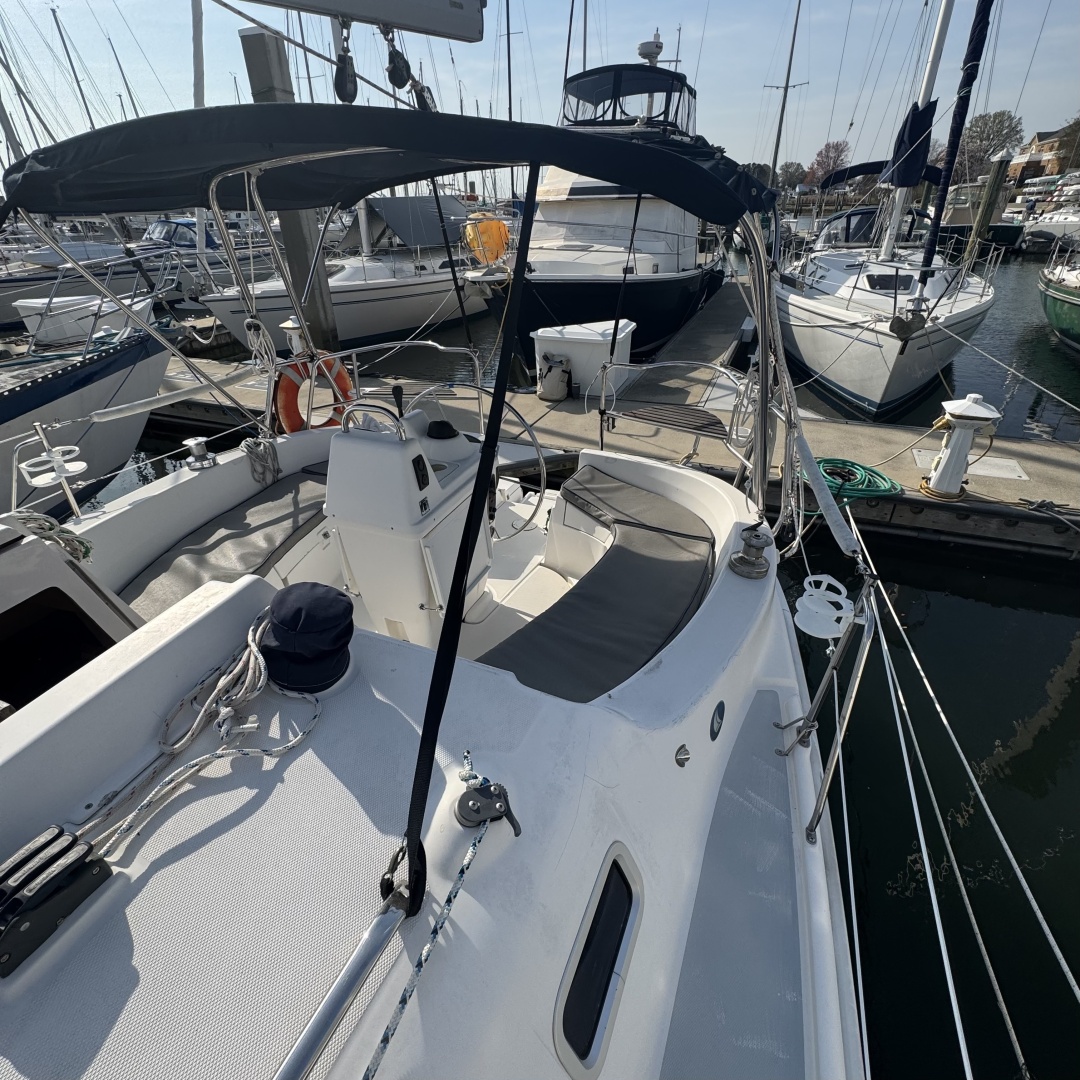 2002 Hunter 326  ldquo The Master Plan rdquo  32ft Hunter Yacht For Sale