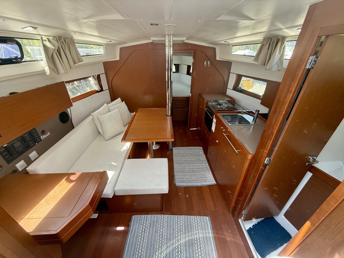 Akvavit 38ft Beneteau Yacht For Sale