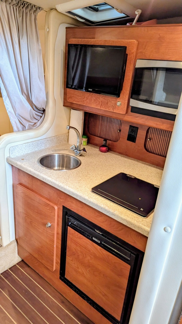 2008 Rinker 300 Express