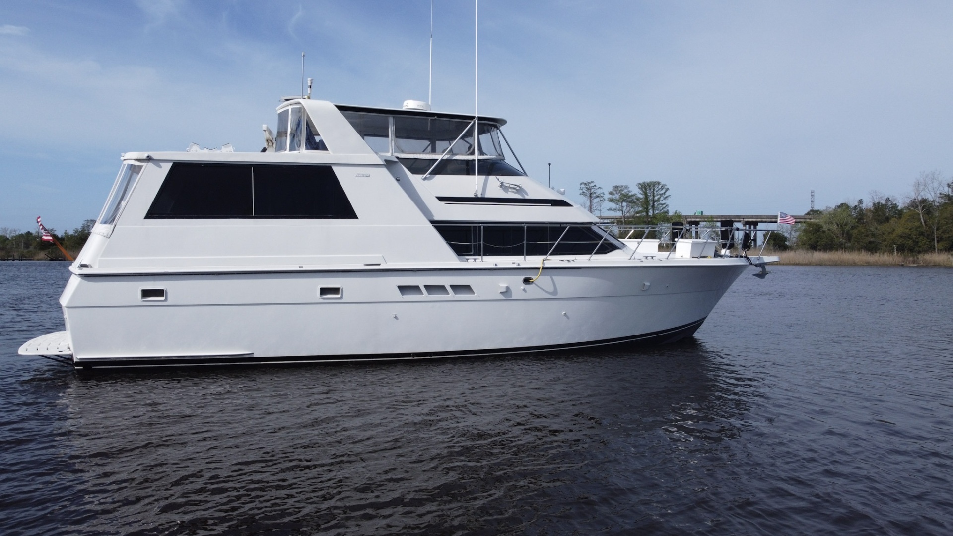 Profile View - Starboard Side