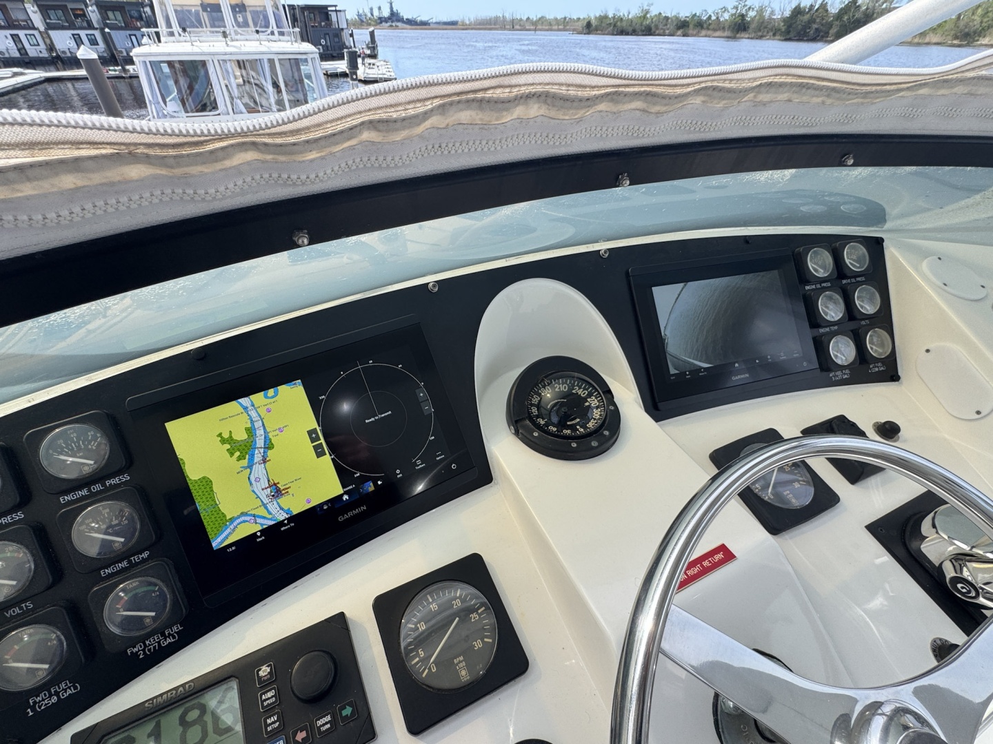 Flybridge Helm & Navigation