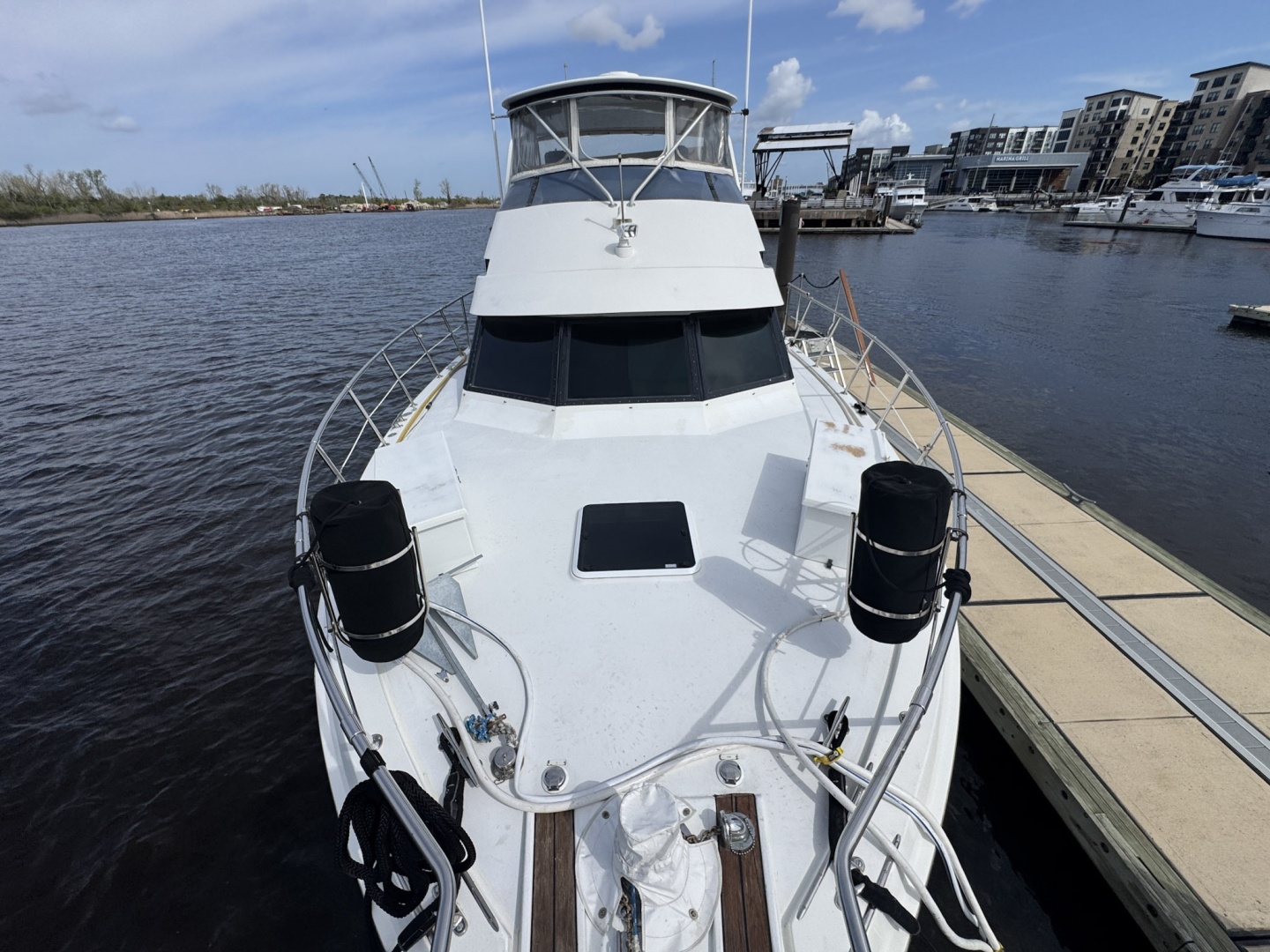 Aqua Terra 52ft Hatteras Yacht For Sale Aqua Terra 52ft Hatteras Yacht For Sale