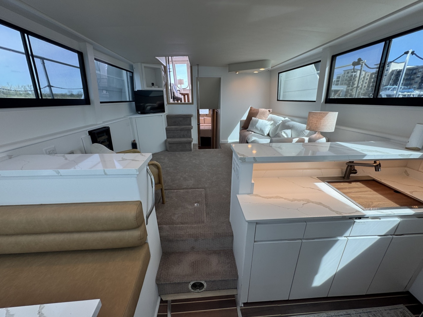 Aqua Terra 52ft Hatteras Yacht For Sale Aqua Terra 52ft Hatteras Yacht For Sale