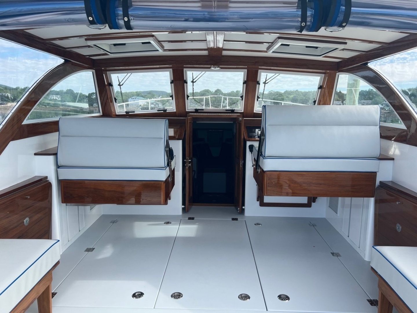 Time  amp  Tide 36ft Ellis Yacht For Sale