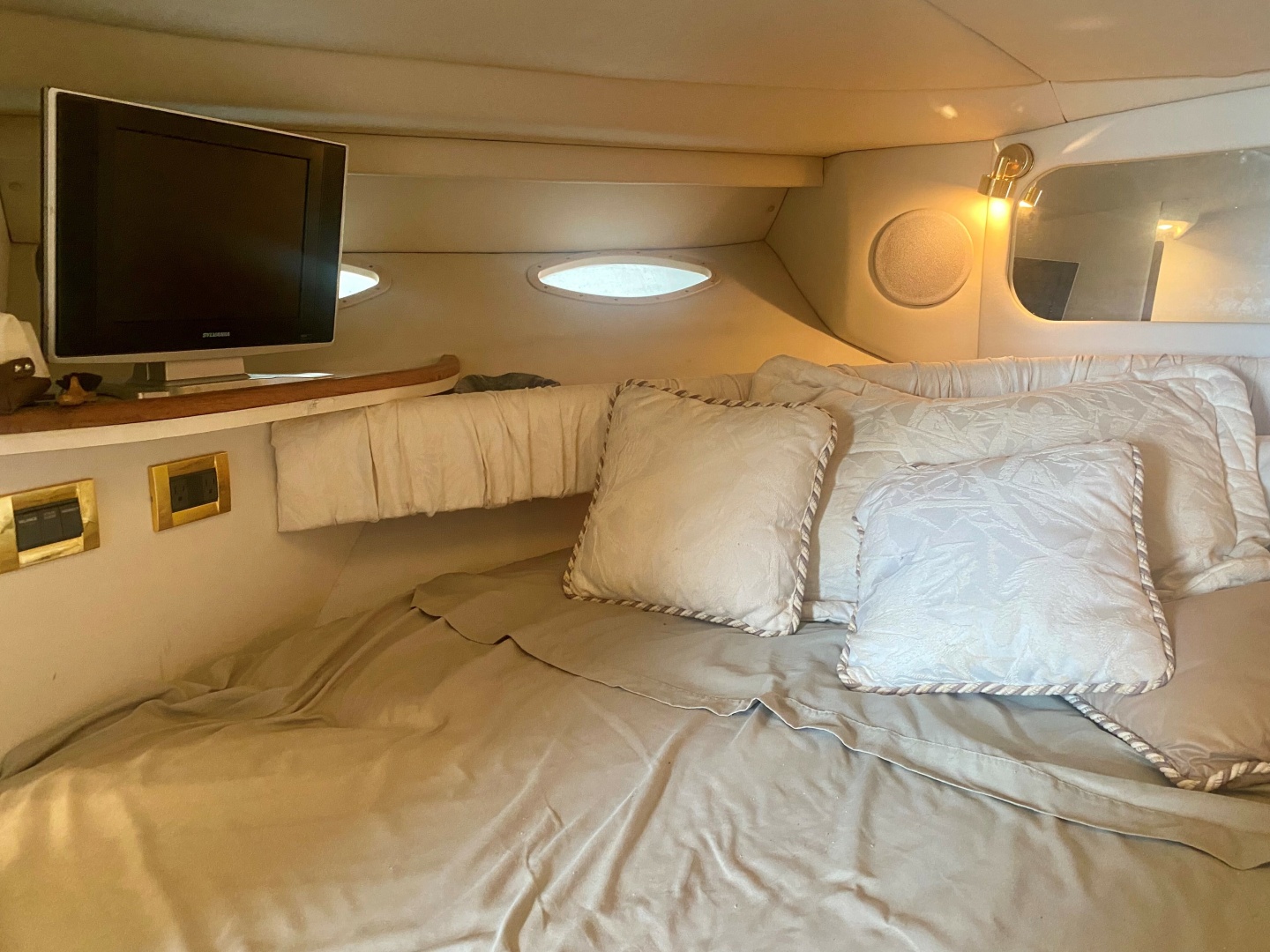 TEASER 37ft Sea Ray Yacht For Sale