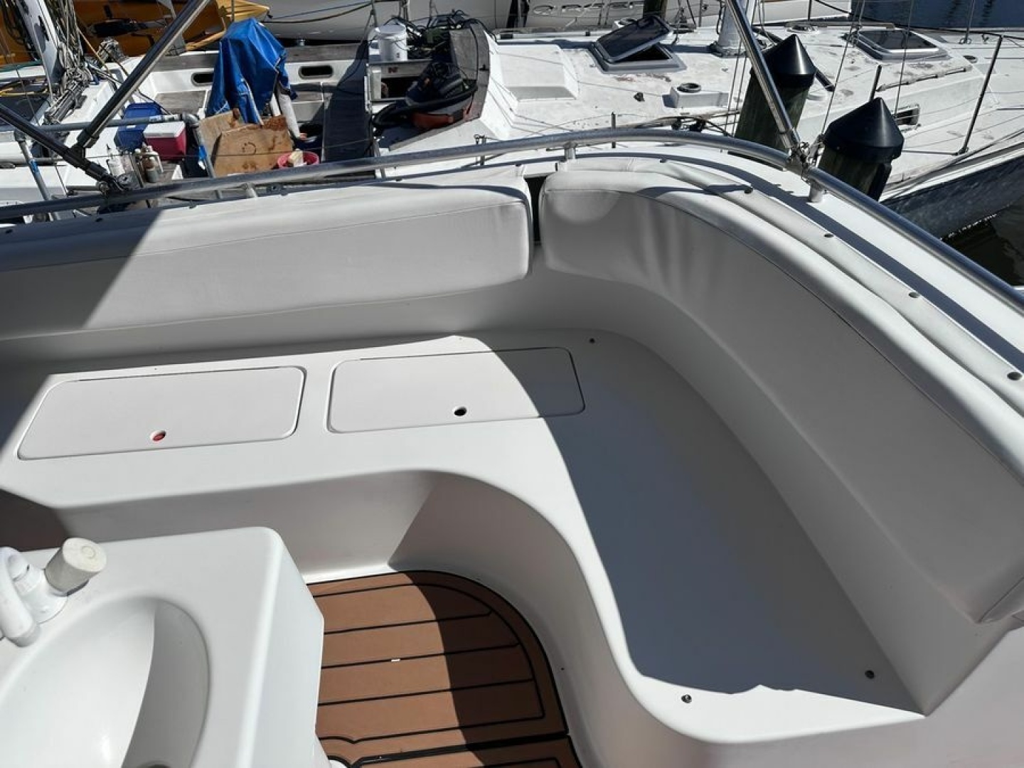 REEL CHAOS 40ft Mainship Yacht For Sale