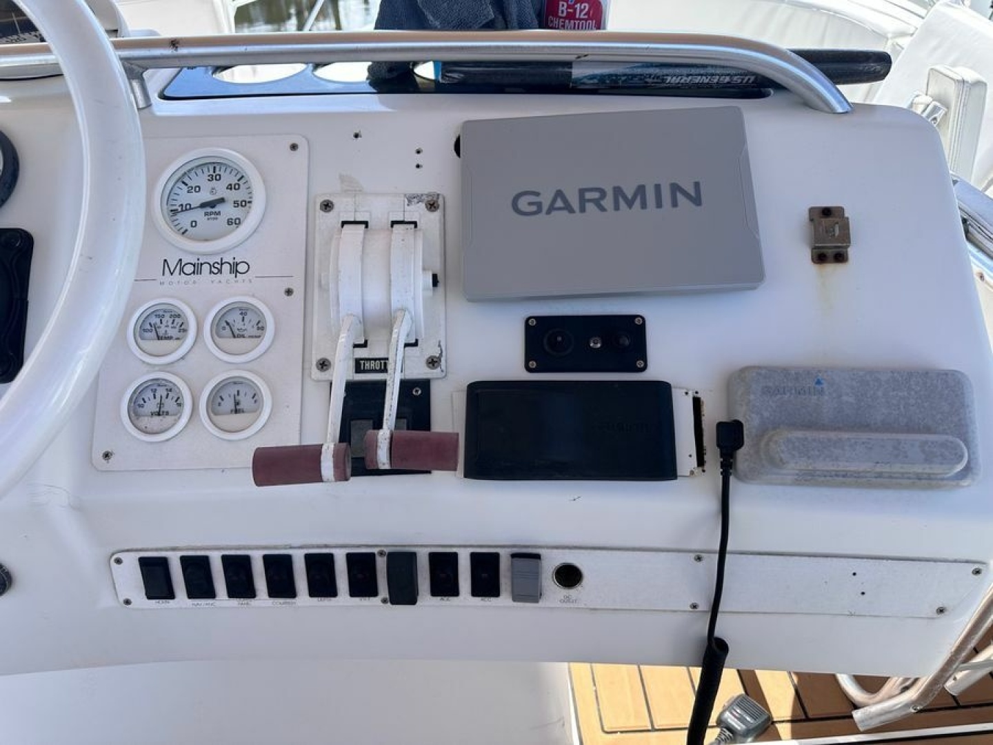 REEL CHAOS 40ft Mainship Yacht For Sale