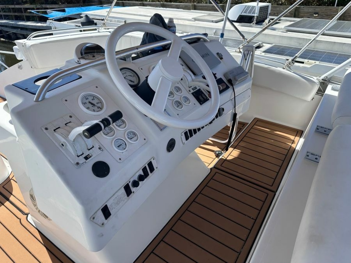 REEL CHAOS 40ft Mainship Yacht For Sale
