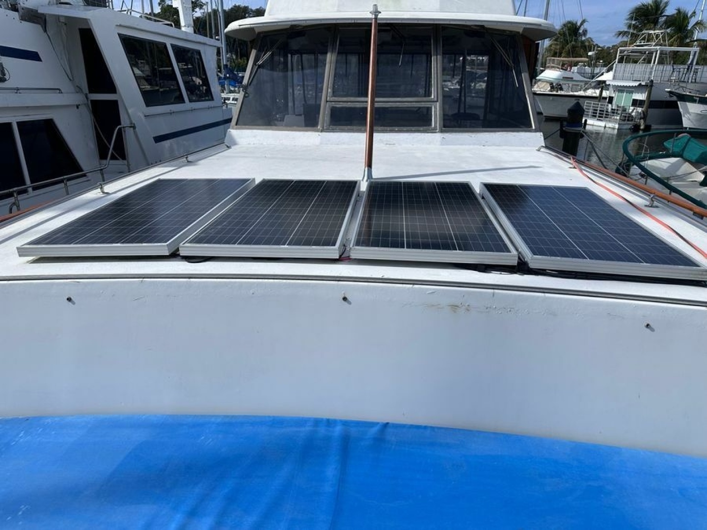 WALKING ON WATER 43ft Hatteras Yacht For Sale
