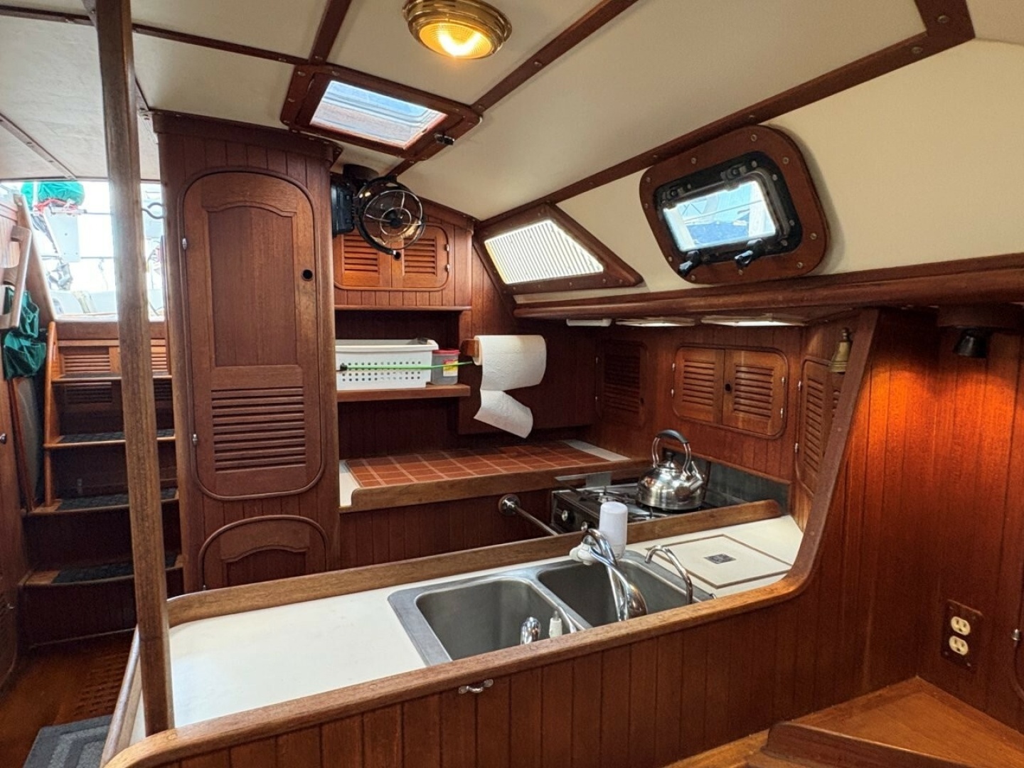 1981 Norseman 447