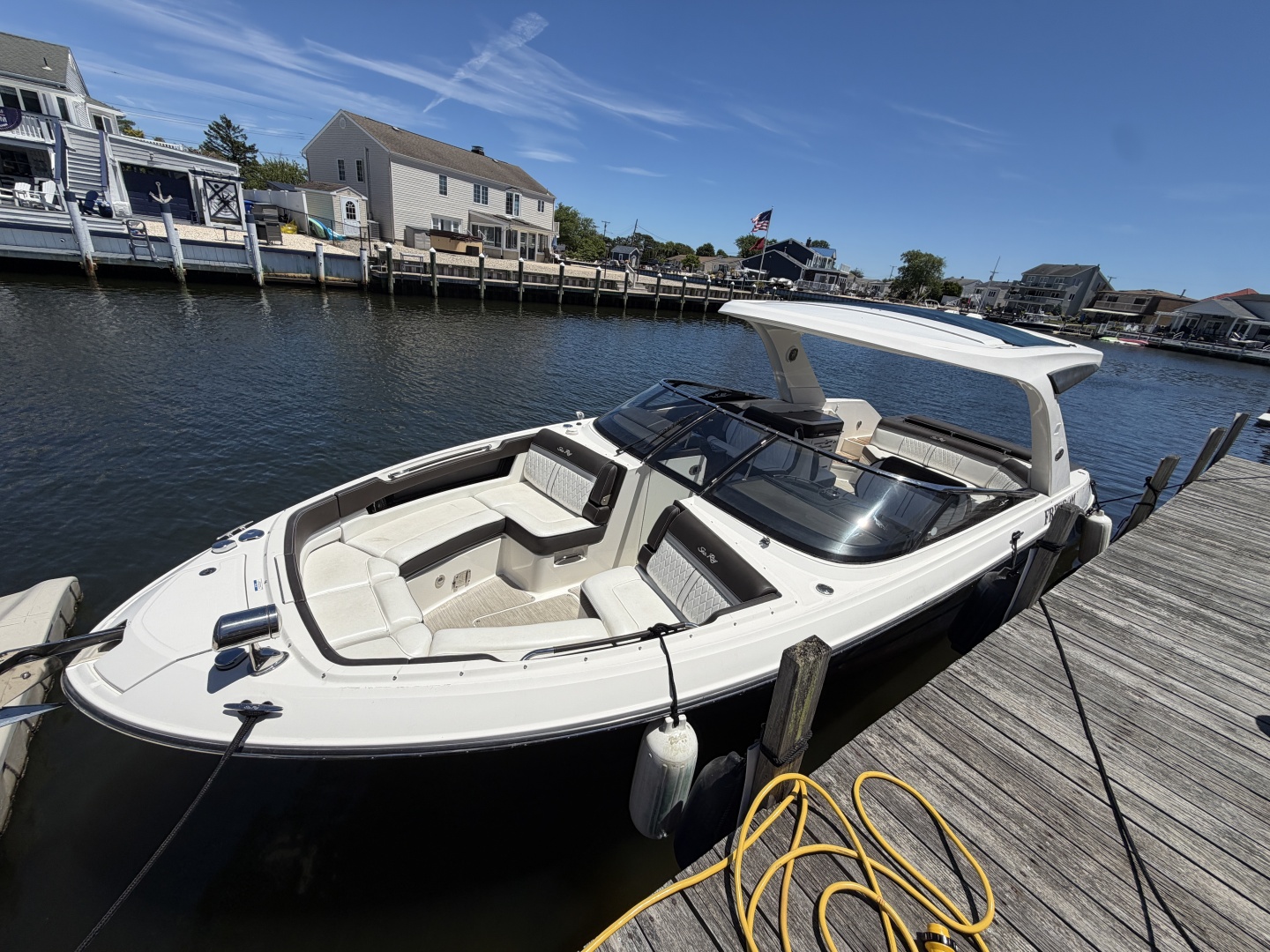 Freedom 32ft Sea Ray Yacht For Sale