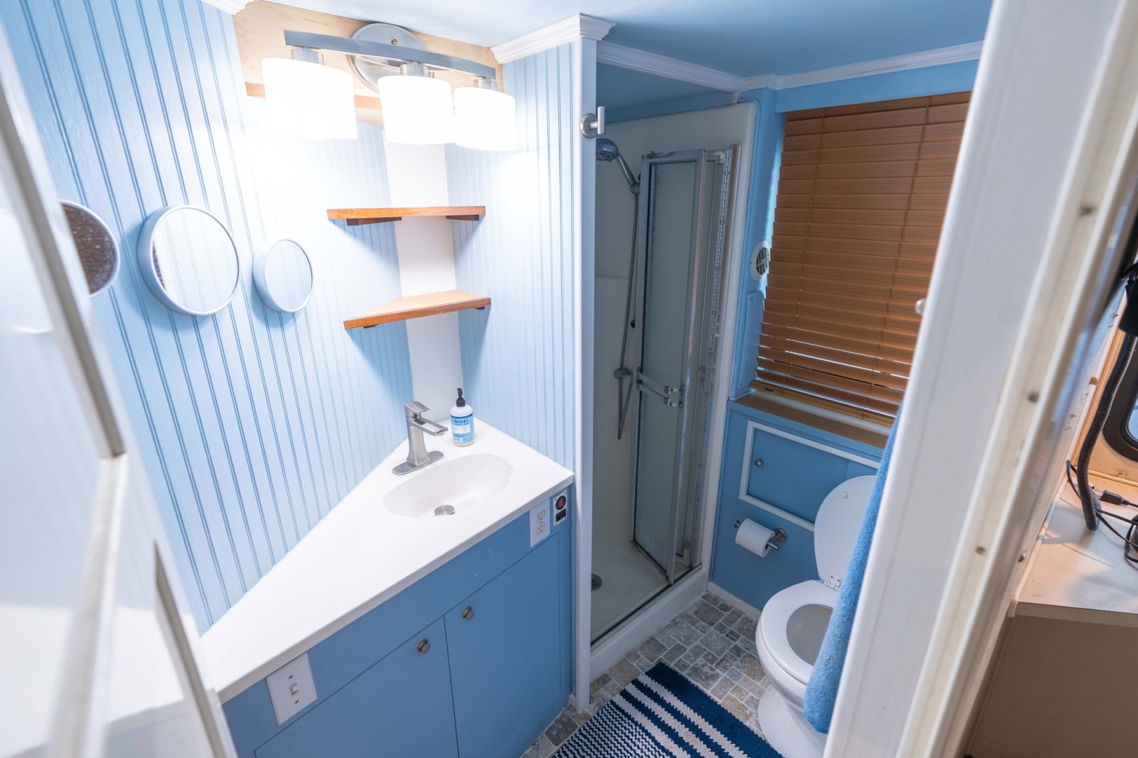 CYCLING TIDES 52ft Harbor Master Yacht For Sale