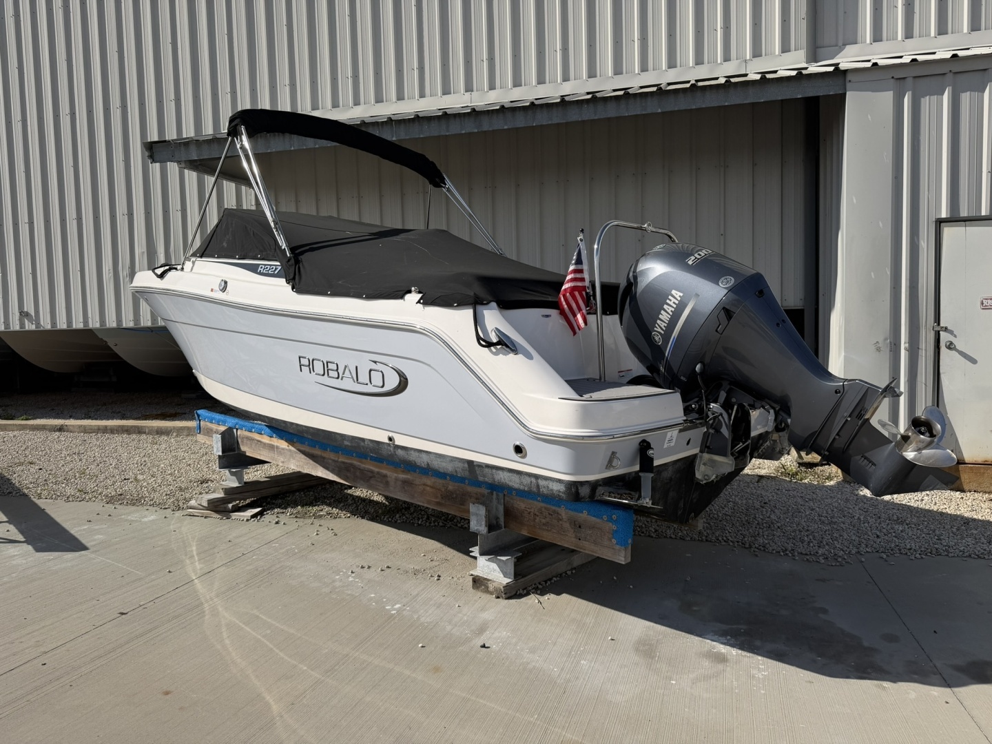 22ft Robalo Yacht For Sale