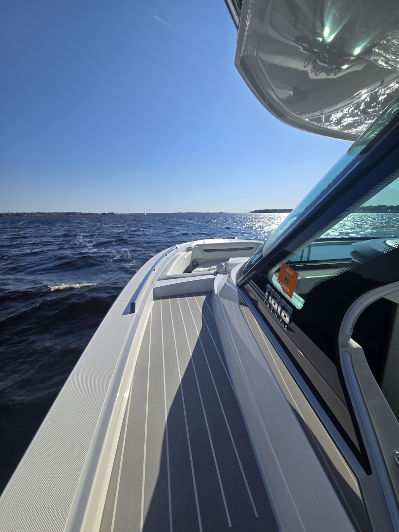 38ft Tiara Yachts Yacht For Sale
