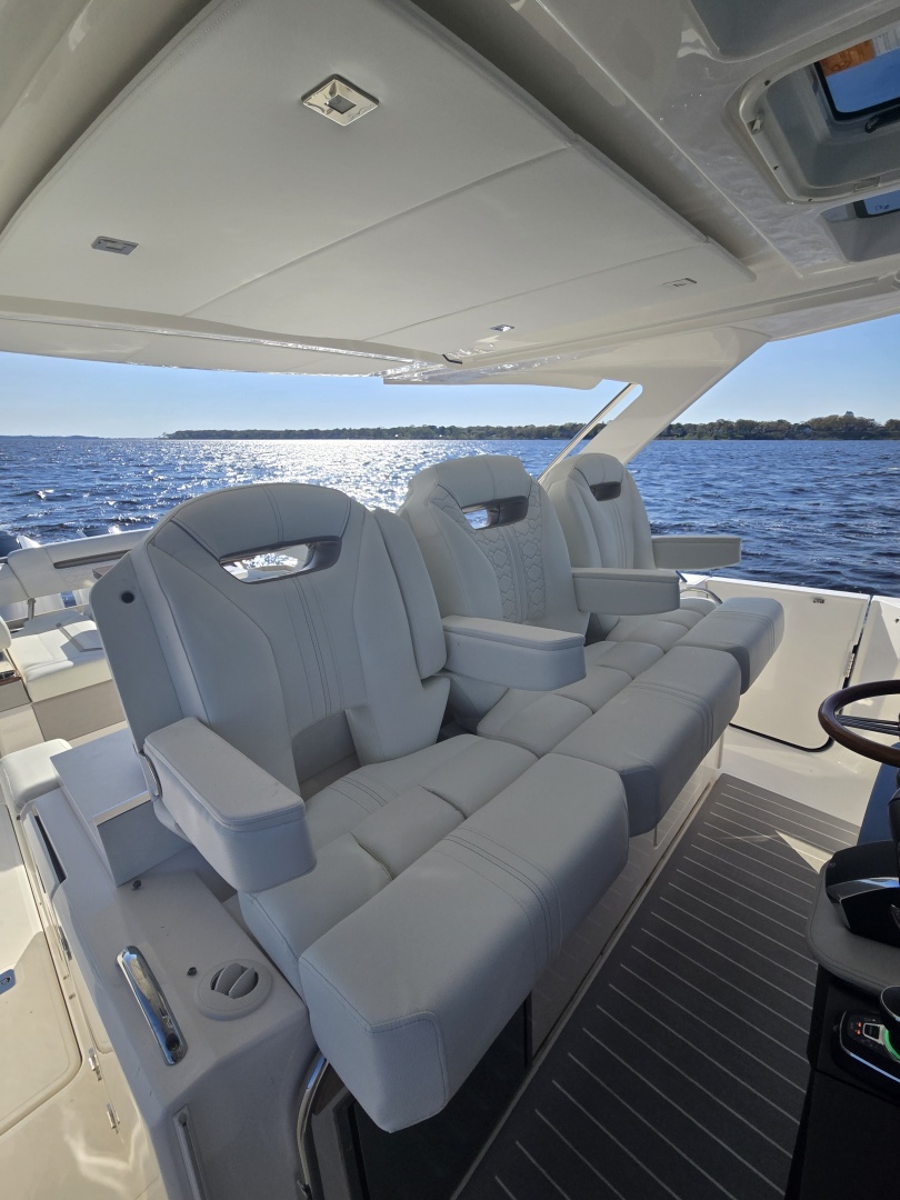 38ft Tiara Yachts Yacht For Sale