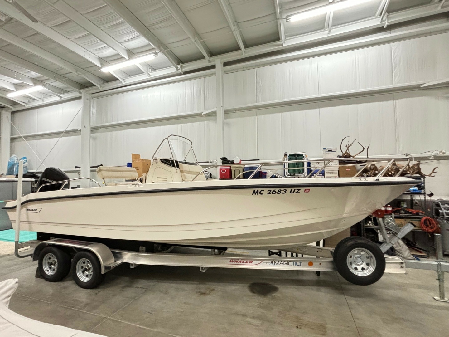 2024 Boston Whaler 250 Dauntless