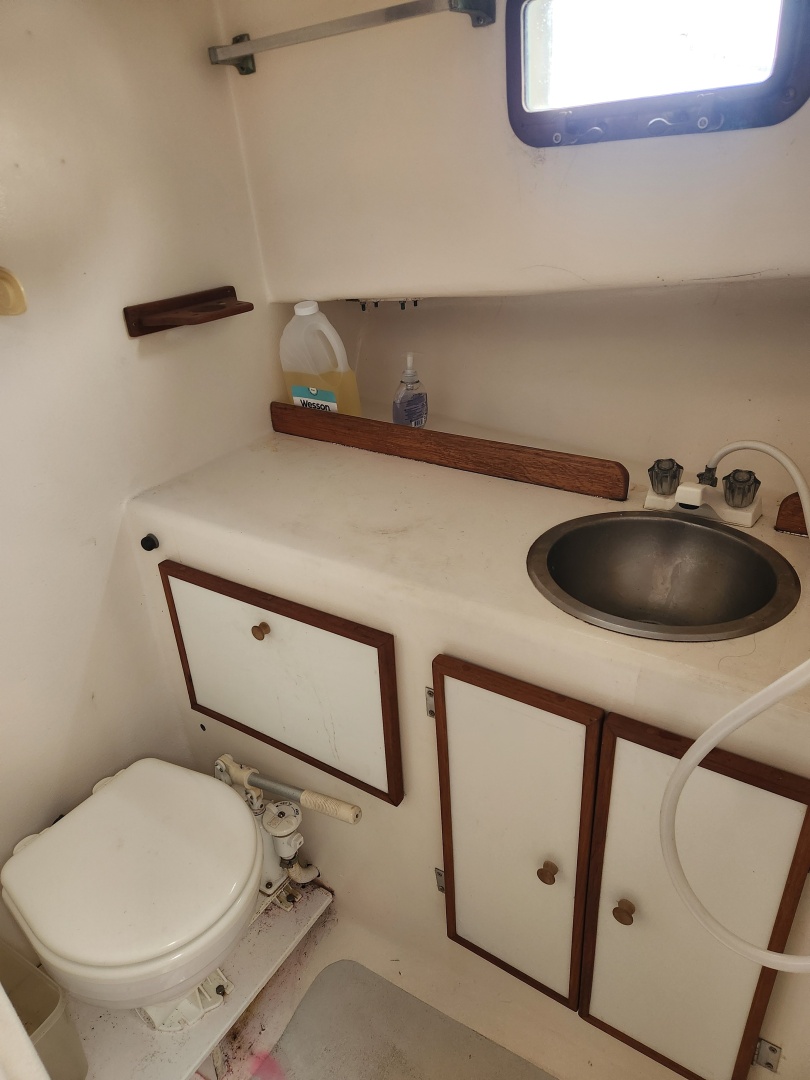 Red Sky 31ft Duffy Yacht For Sale