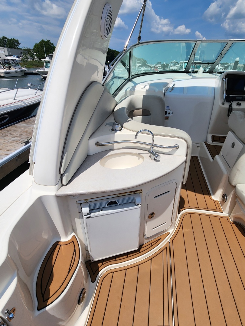 No Regrets  32ft Sea Ray Yacht For Sale