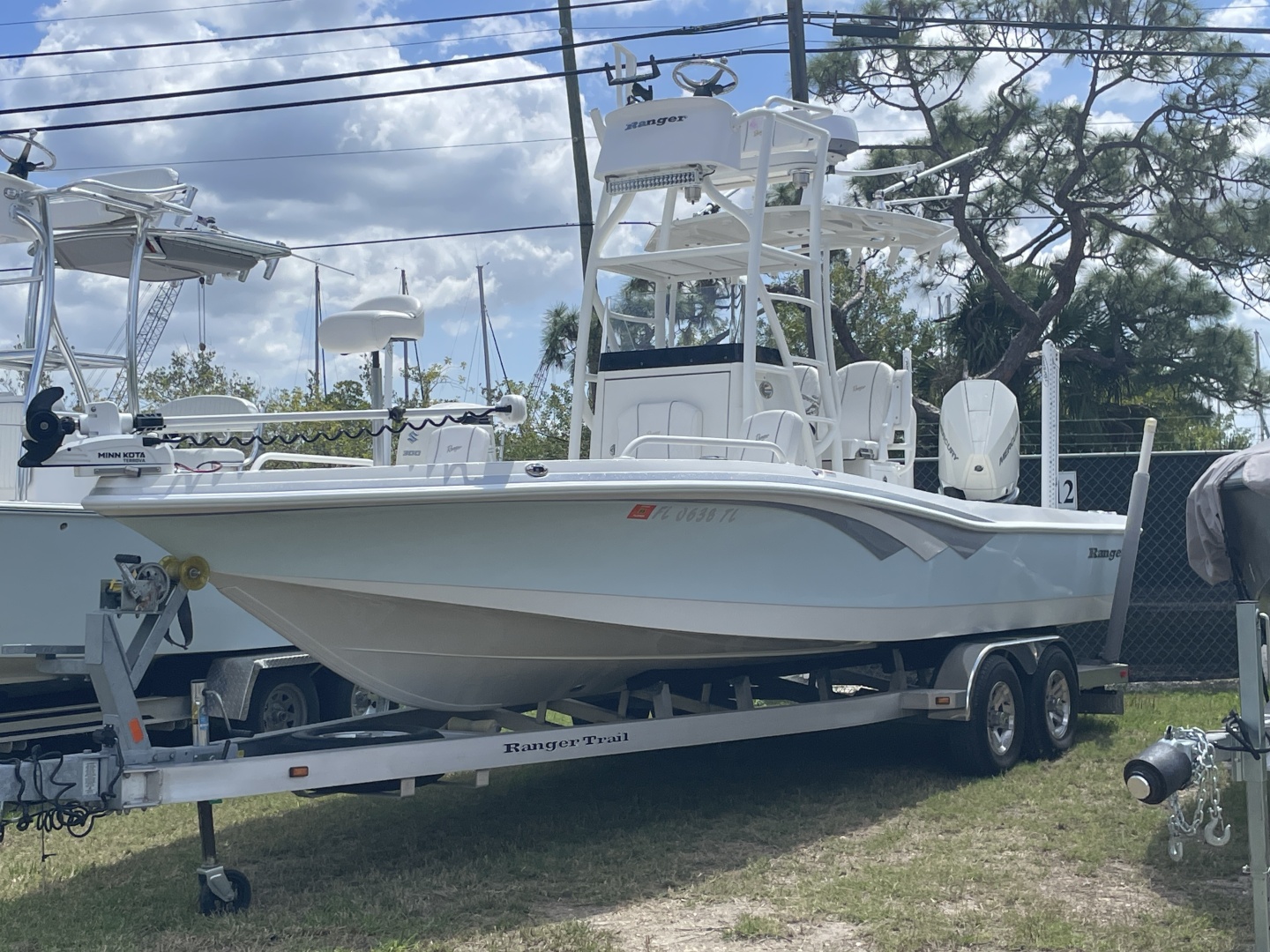 2022 Ranger 2510 Bay
