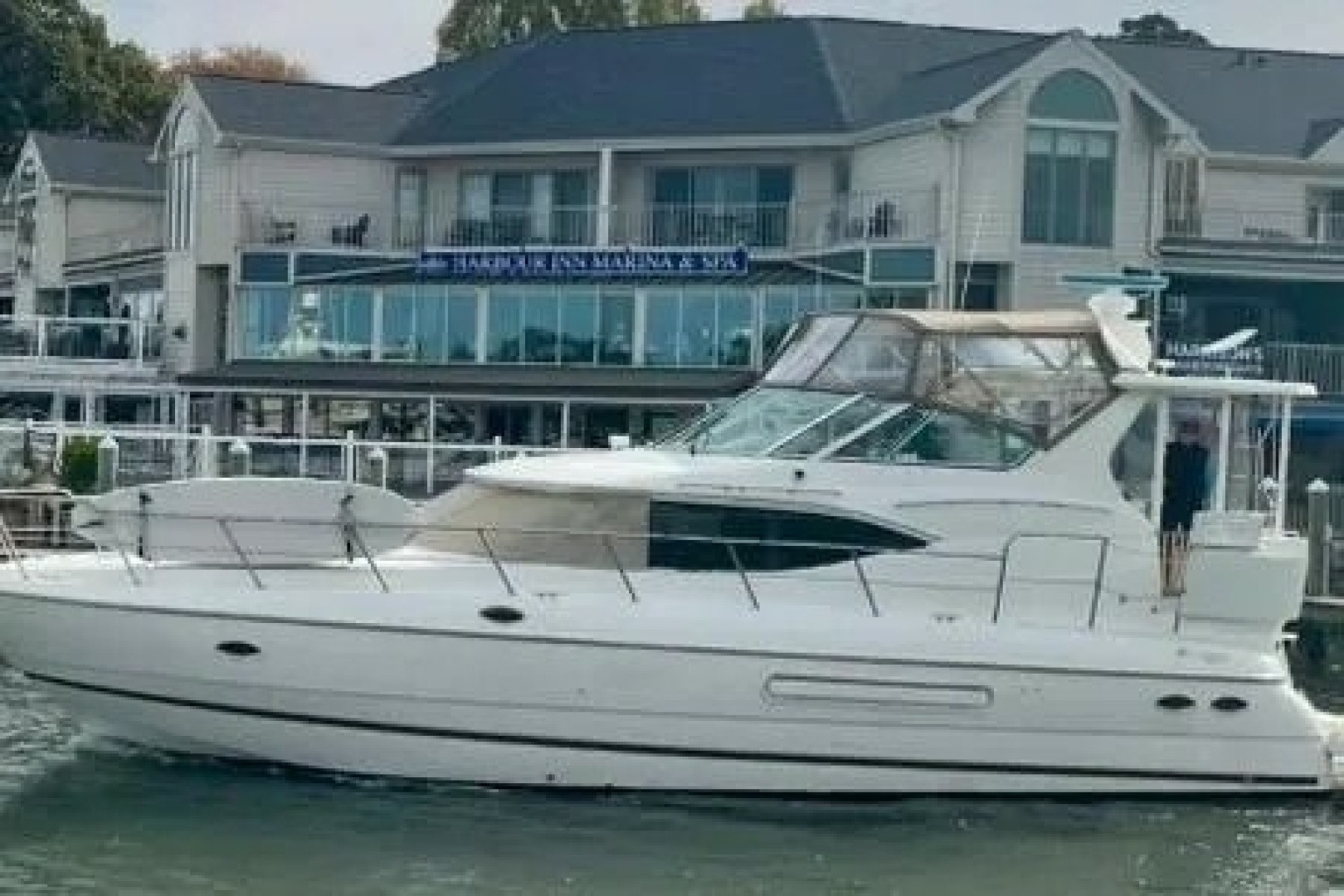 CAVU 46ft Cruisers Yachts Yacht For Sale CAVU 46ft Cruisers Yachts Yacht For Sale
