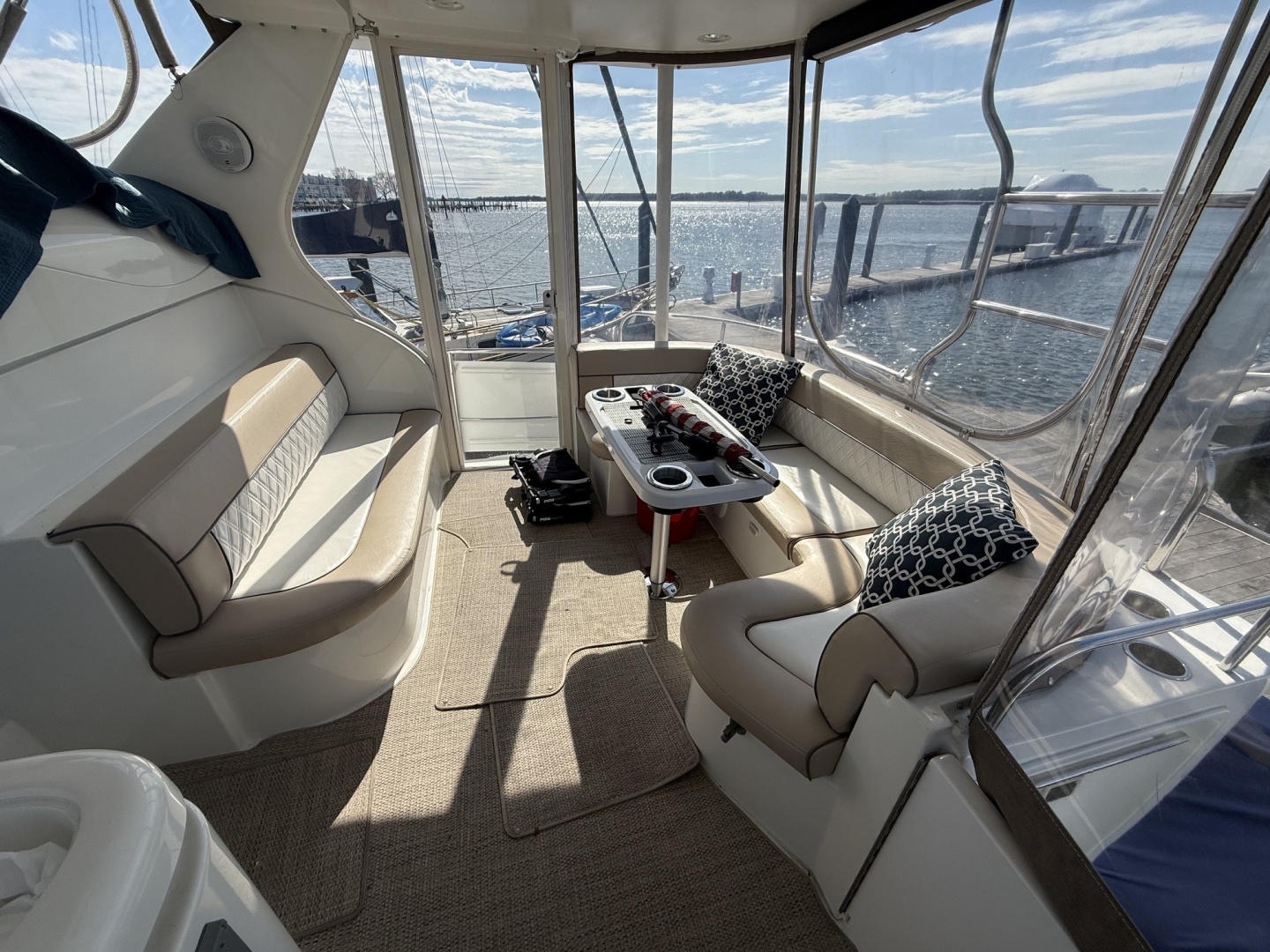 CAVU 46ft Cruisers Yachts Yacht For Sale CAVU 46ft Cruisers Yachts Yacht For Sale