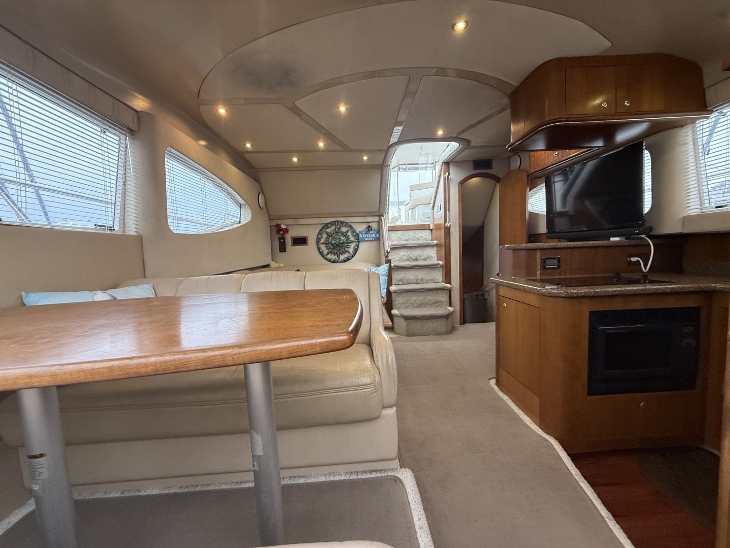 CAVU 46ft Cruisers Yachts Yacht For Sale CAVU 46ft Cruisers Yachts Yacht For Sale