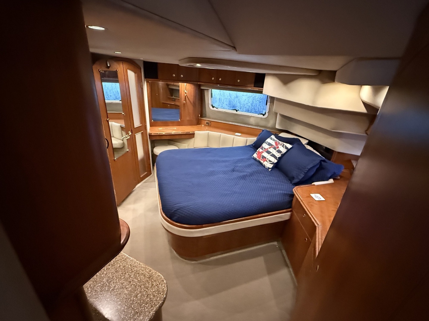 CAVU 46ft Cruisers Yachts Yacht For Sale CAVU 46ft Cruisers Yachts Yacht For Sale