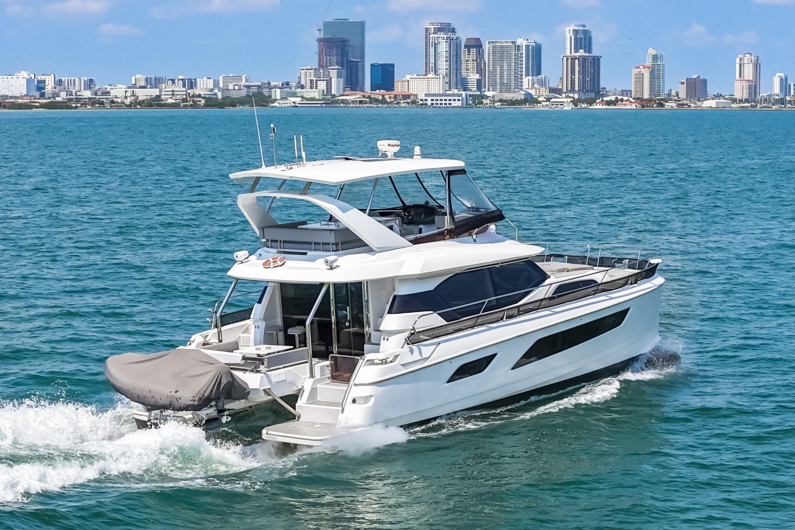 2021 44 Aquila MY Memories Not Dreams Starboard Profile