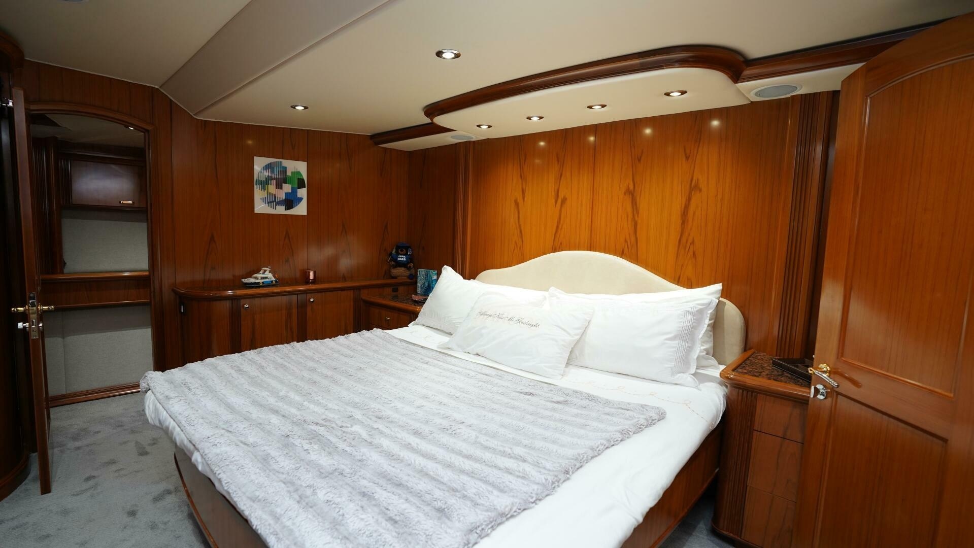 REEL DEAL 82ft Sea Force IX Yacht For Sale REEL DEAL 82ft Sea Force IX Yacht For Sale