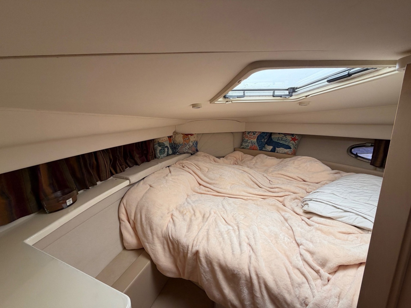 1997 Carver 400 Cockpit MY