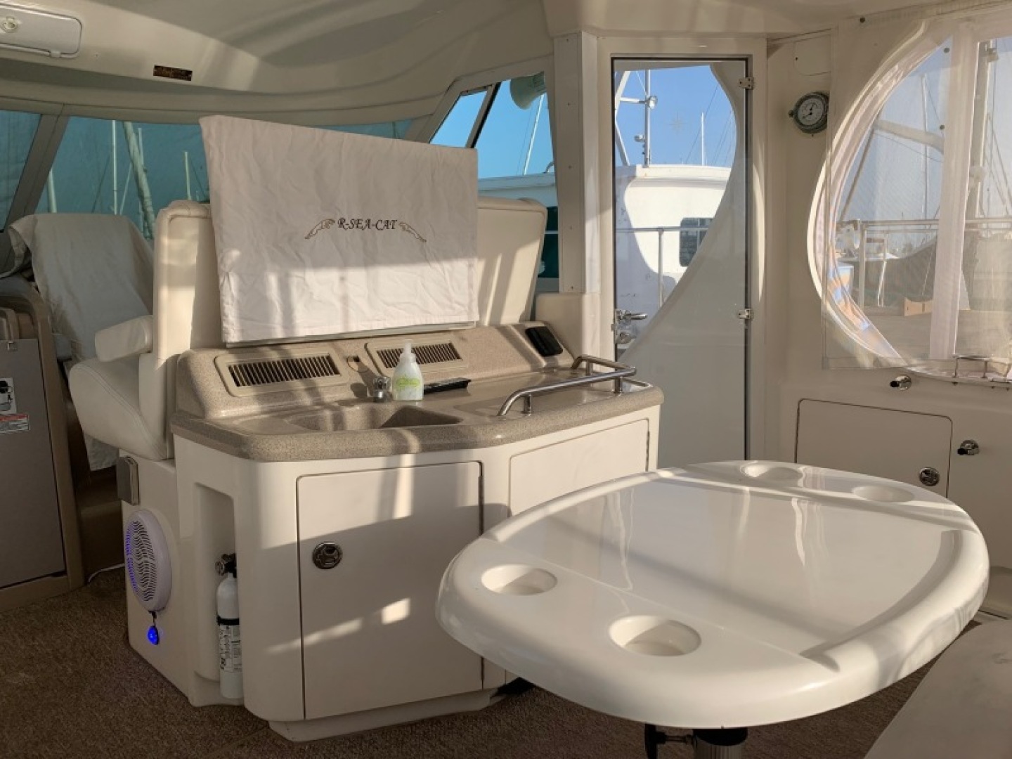 R Sea Cat 42ft Sea Ray Yacht For Sale