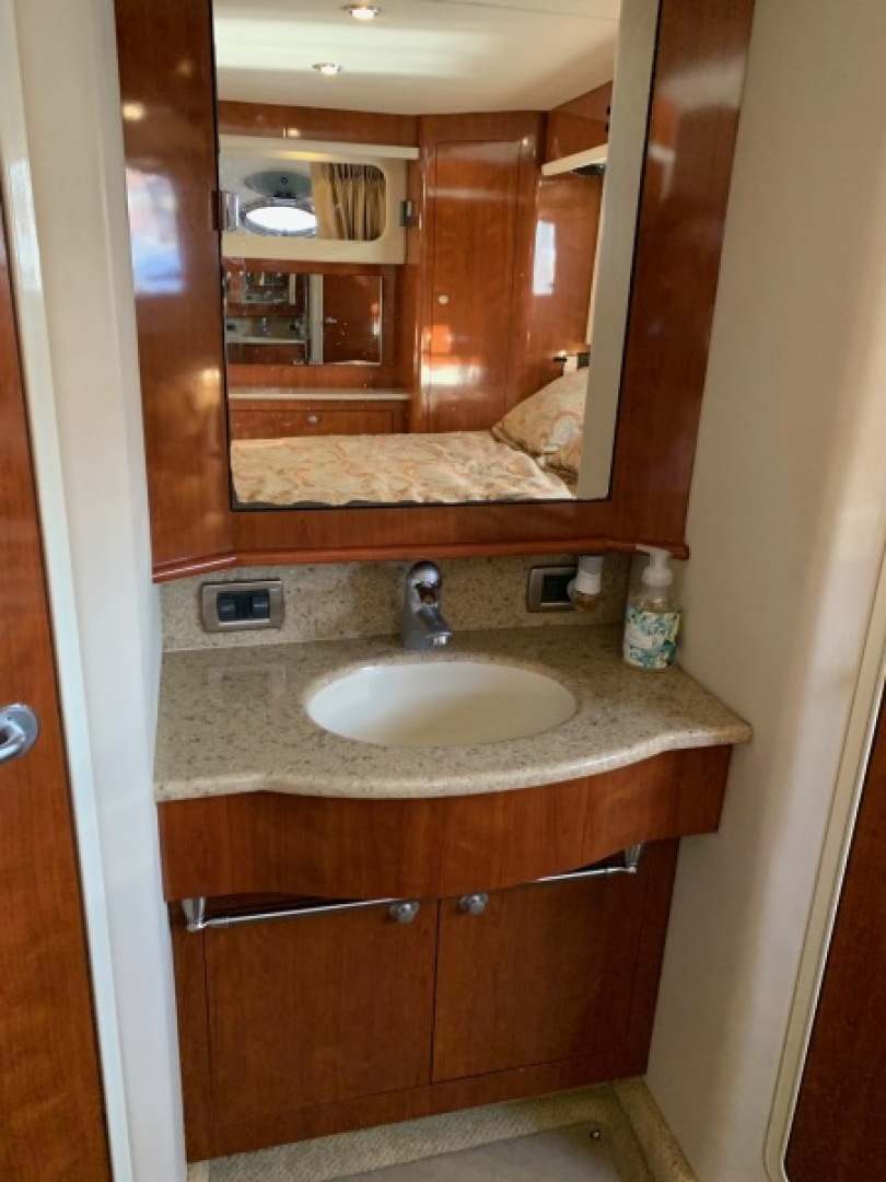 R Sea Cat 42ft Sea Ray Yacht For Sale