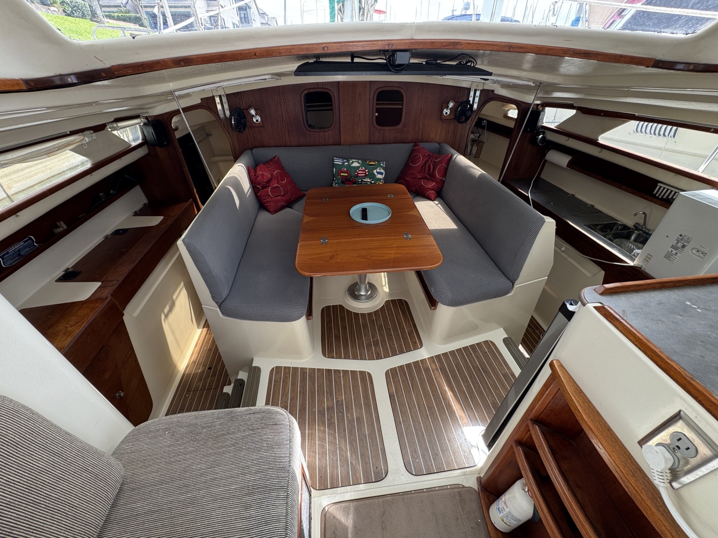 Vivace 34ft Gemini Yacht For Sale