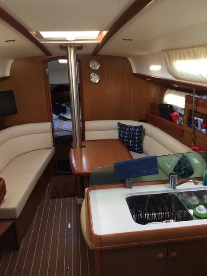 2007 Jeanneau Jeanneau Oceanis 36i