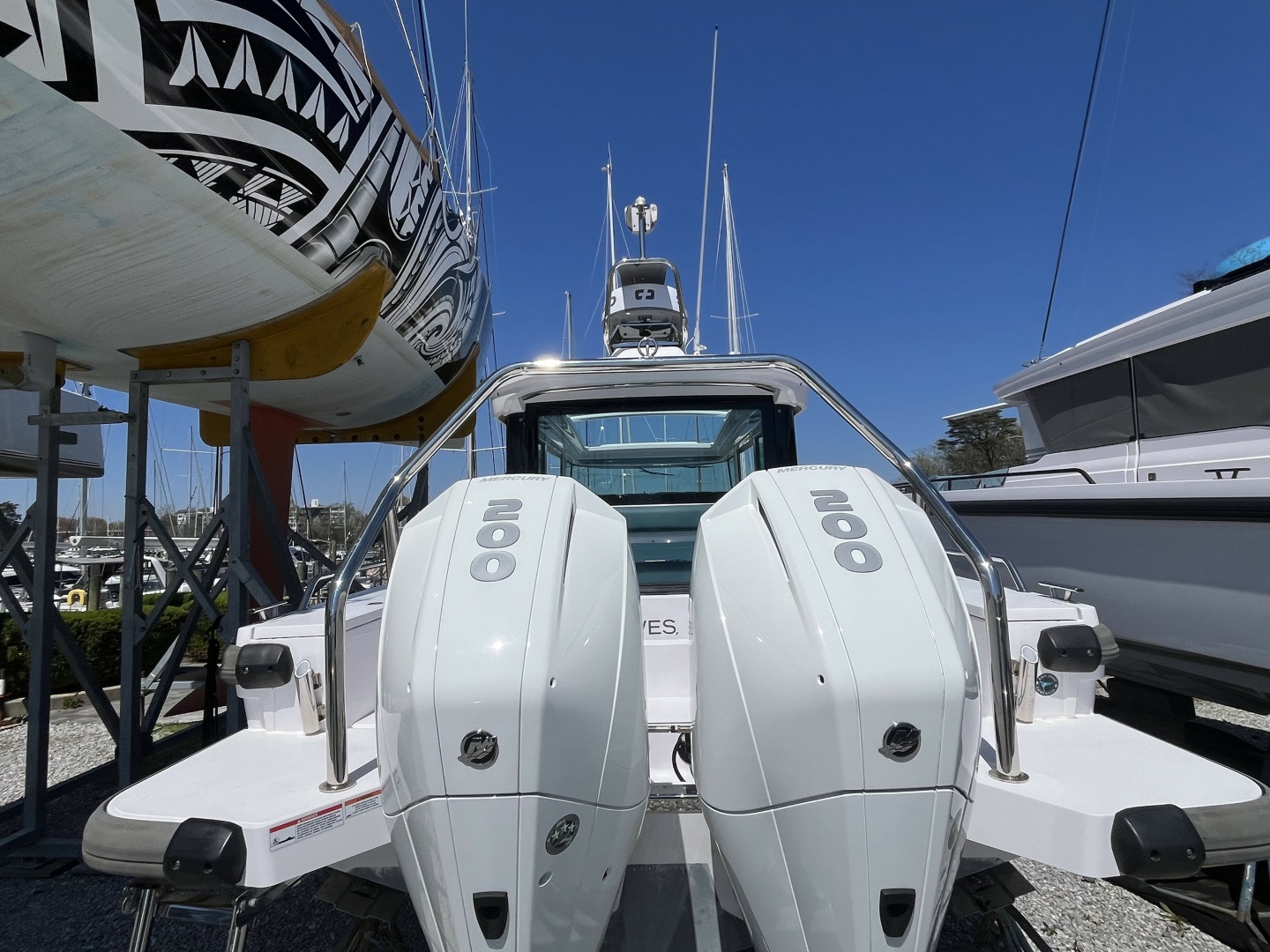 2023 Axopar 28 CABIN