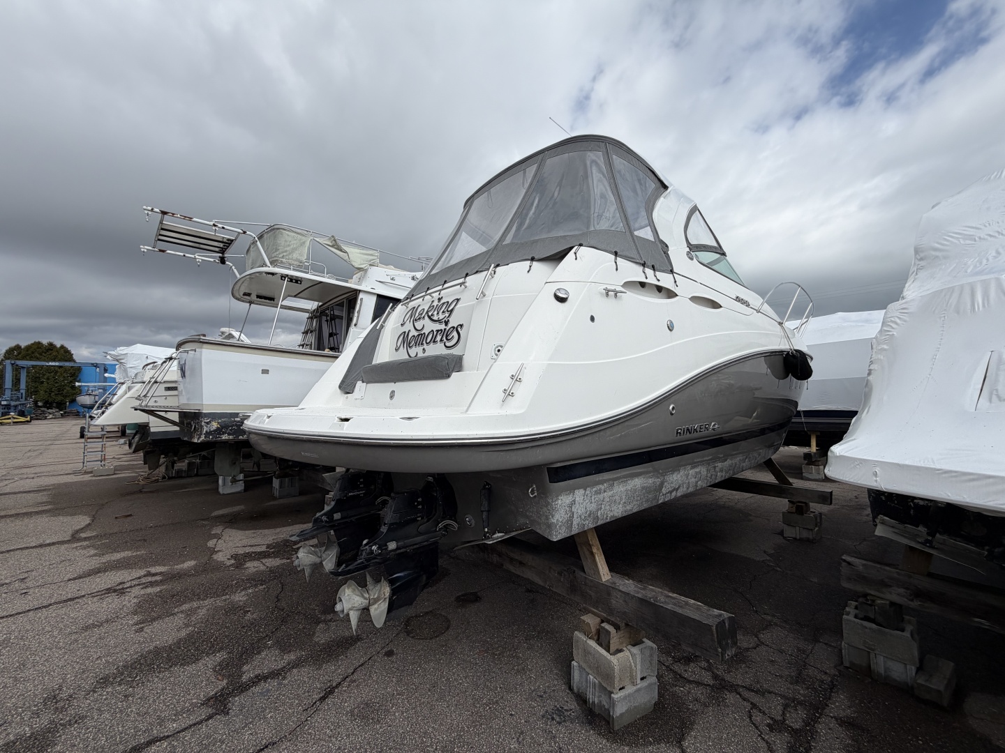 36ft Rinker Yacht For Sale
