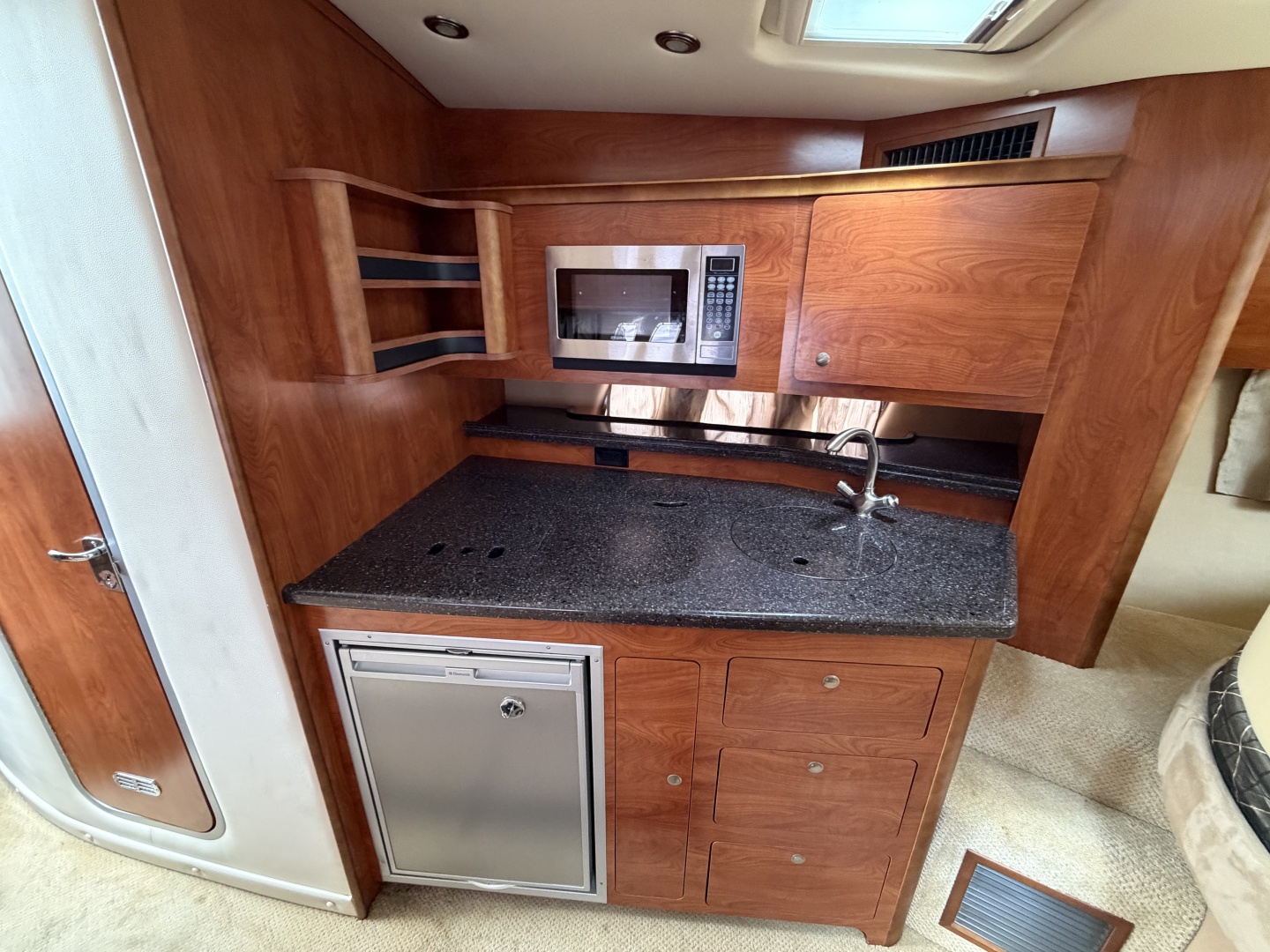 36ft Rinker Yacht For Sale