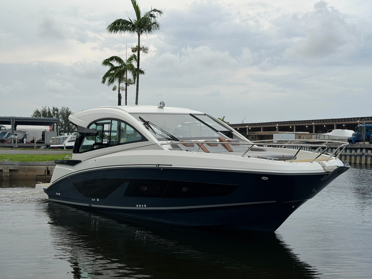 2023 Beneteau Gran Turismo 32
