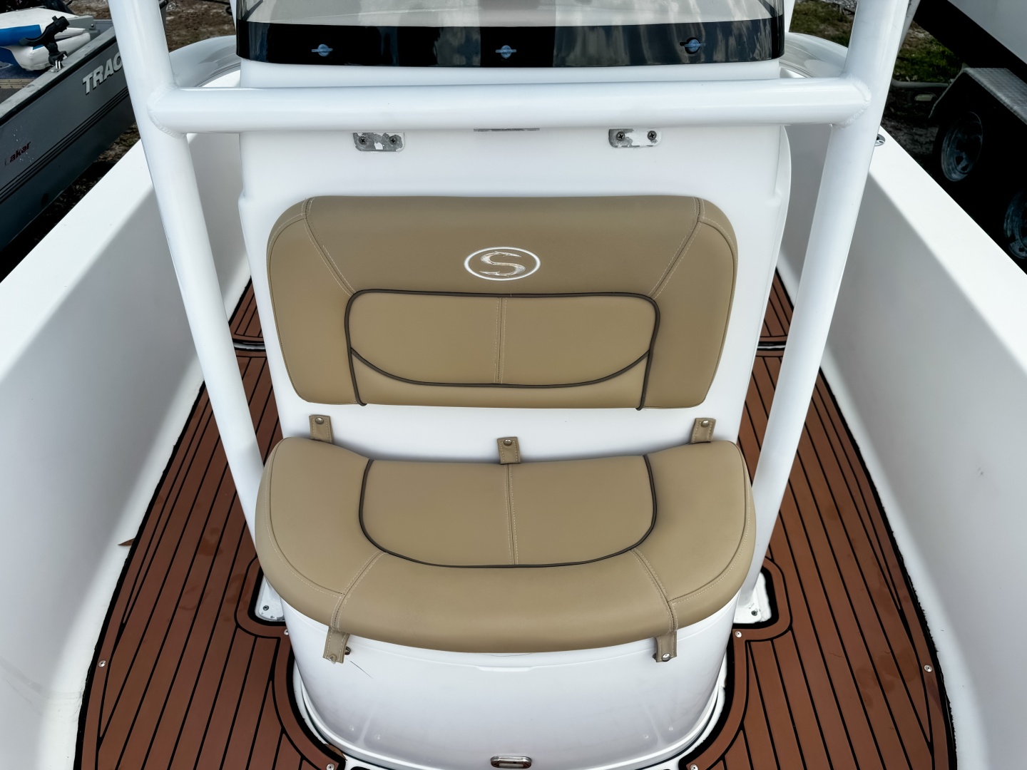 2014 Sportsman Masters 247 Bay Boat