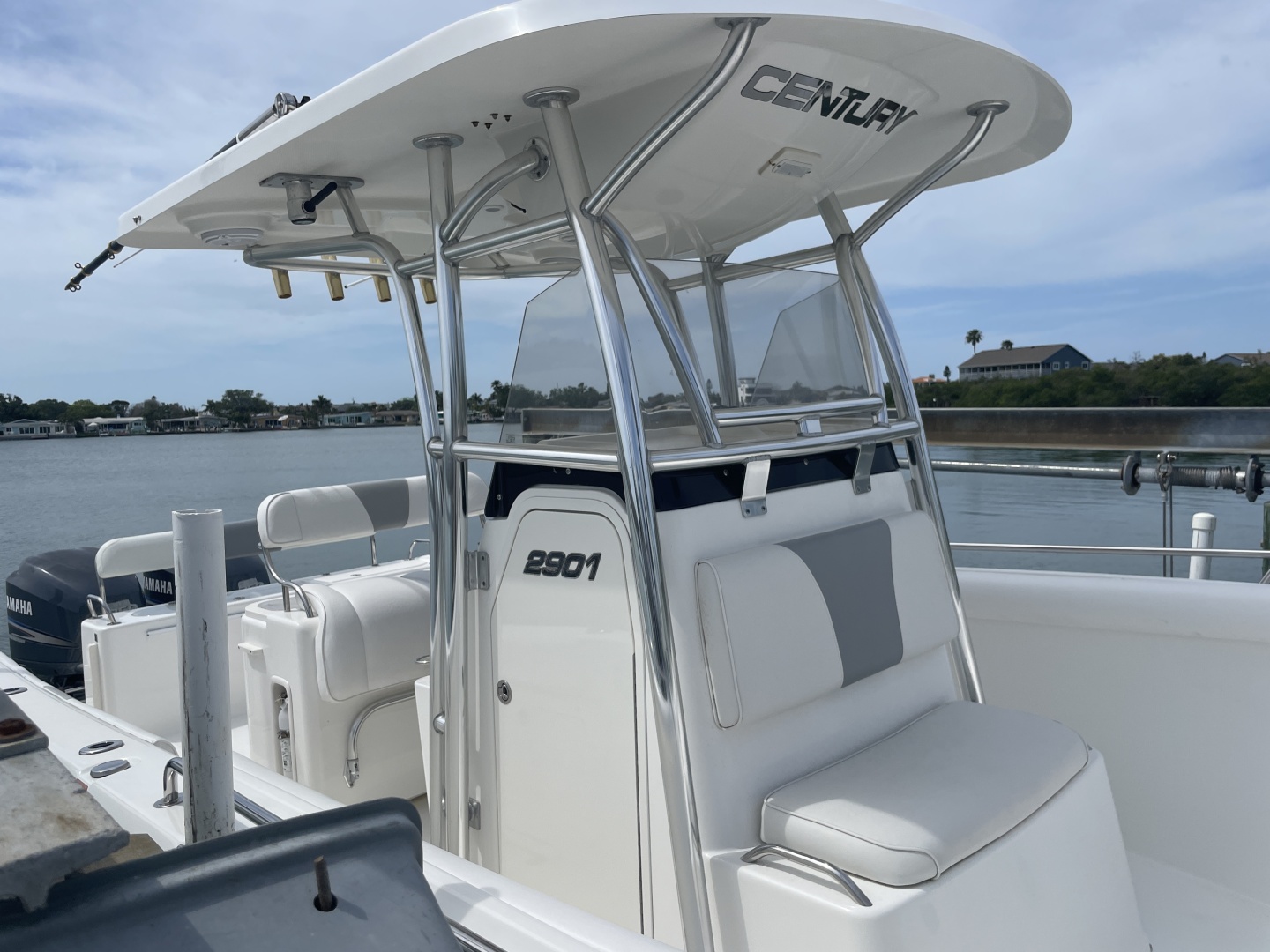 2008 Century 2901 CC