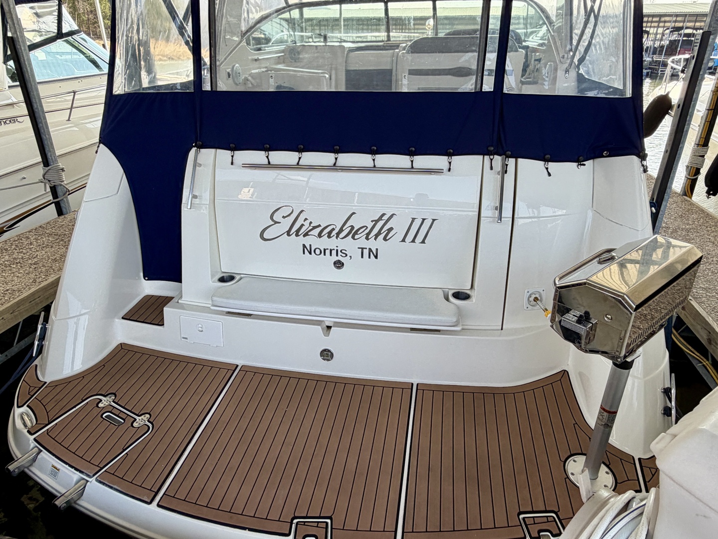 35ft Rinker Yacht For Sale