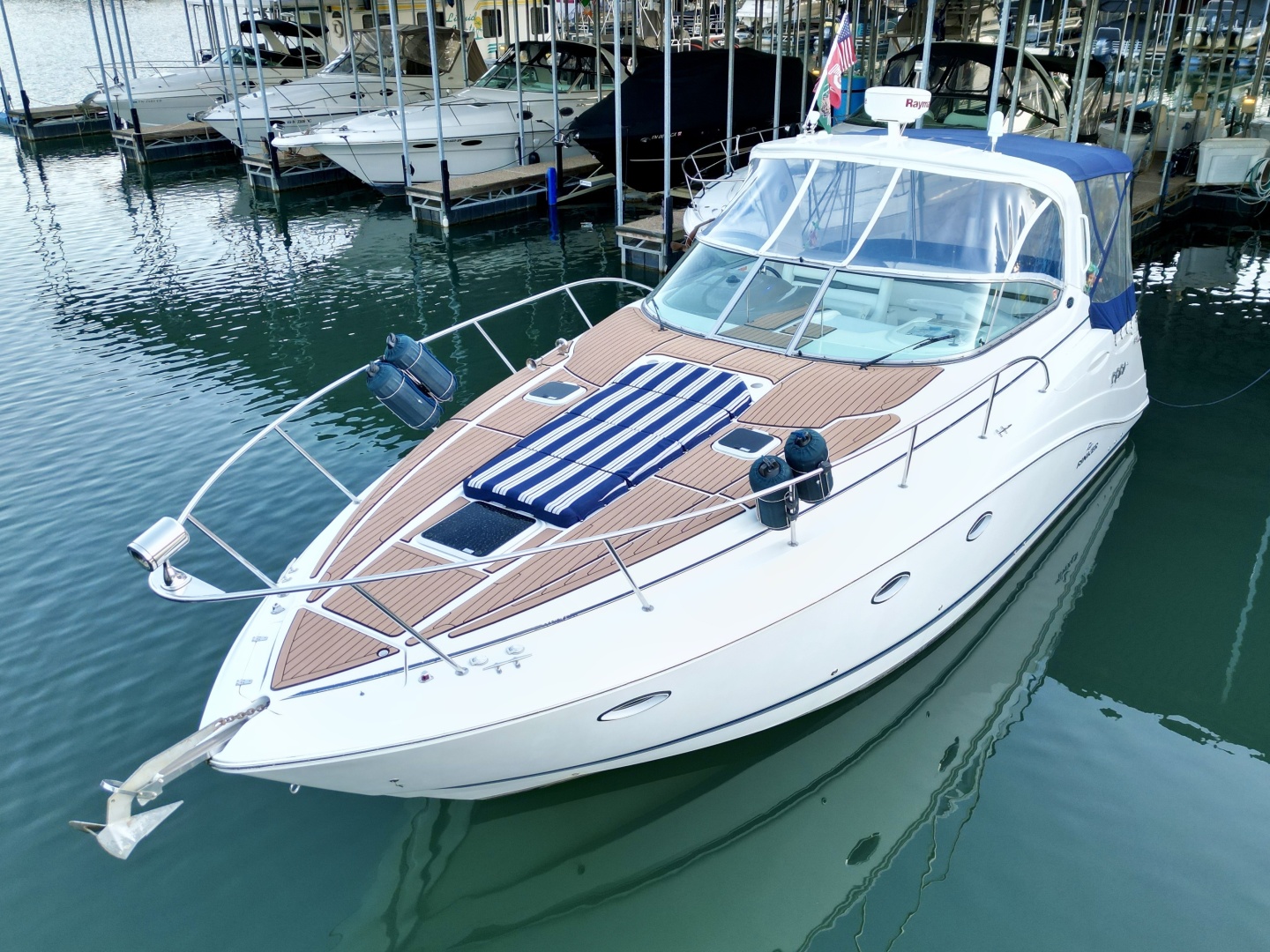 35ft Rinker Yacht For Sale