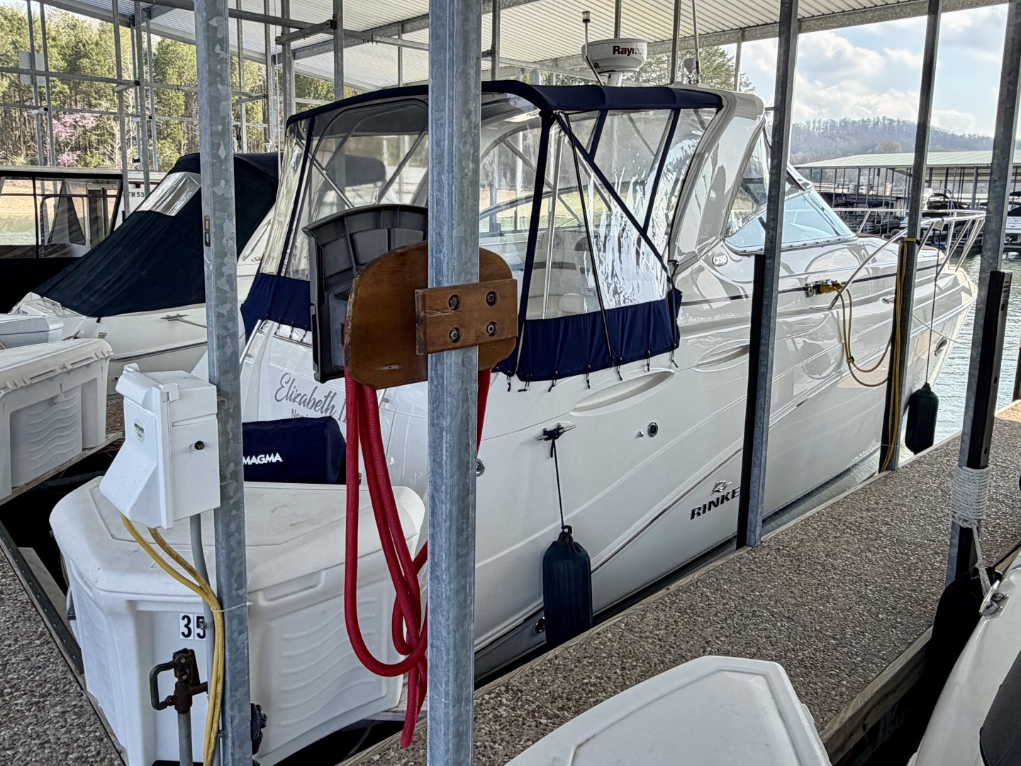 35ft Rinker Yacht For Sale