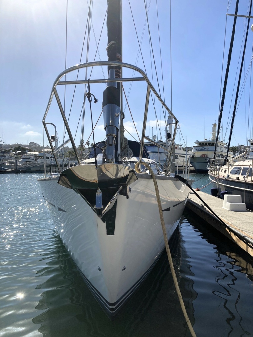 Oyster 56 Deck Saloon Yacht For Sale
