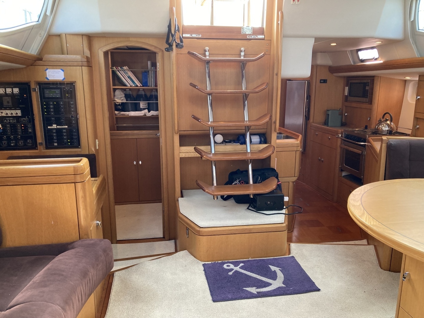 Oyster 56 Deck Saloon Yacht For Sale