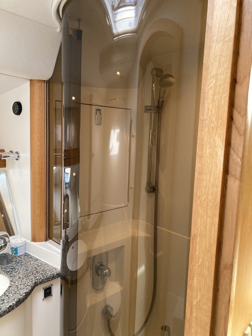 Oyster 56 Deck Saloon Yacht For Sale